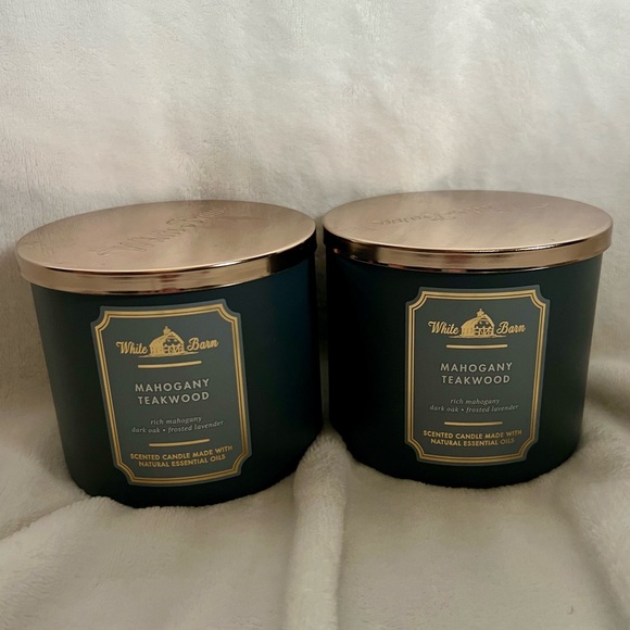White Barn Other - White Barn Mahogany Teakwood Candle - Black and Gold